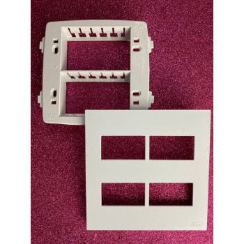 Placa 4 Módulos Separados com Suporte 4x4 - RECTA Branco Satin Fosco